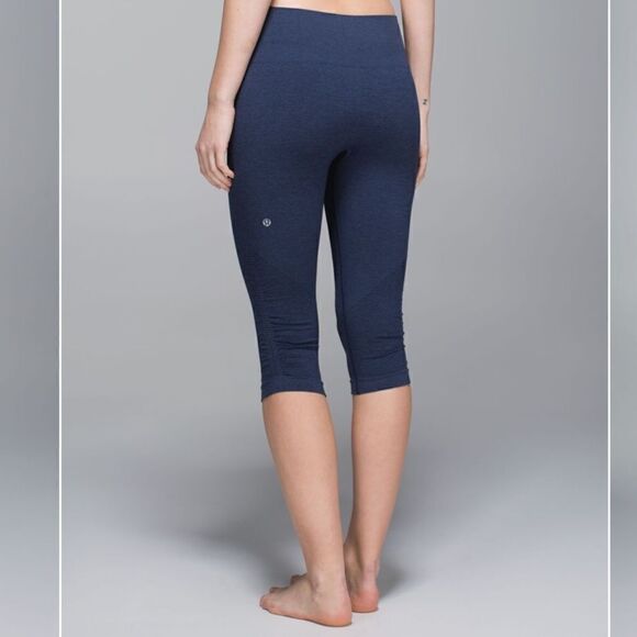 Lululemon In The Flow Crop II leggings - Picture 6 of 16